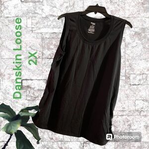Danskin Now Loose scrunched sides black scoop neck Active tank top Plus Size:2X